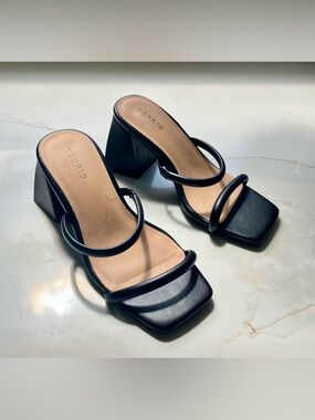 torrid Black Double-Strap Square Toe Block Heel Mules